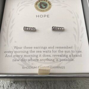 Spartiina 449 Rhodium Plated Silver Rhinestone Bar Earrings NIB